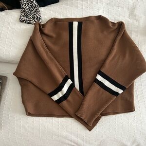 Brown cropped sweater